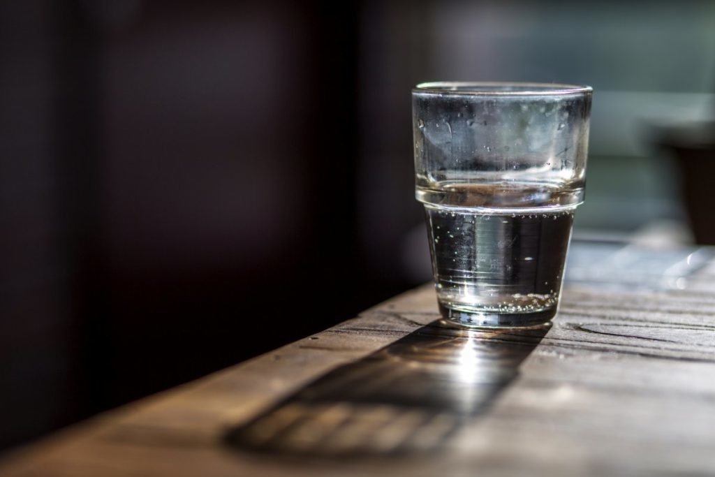 Отруєння етиловим спиртом – проблема та наслідки