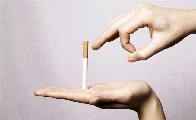 Почему вам следует бросить курить - 12 причин
